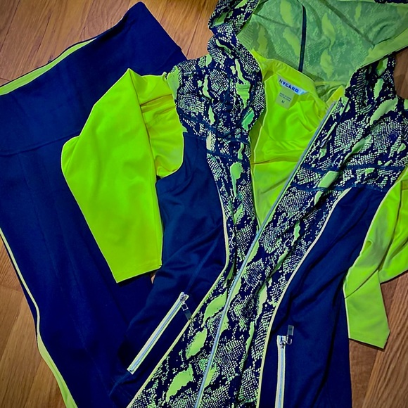 Luxury 3 piece activewear set - Picture 2 of 4